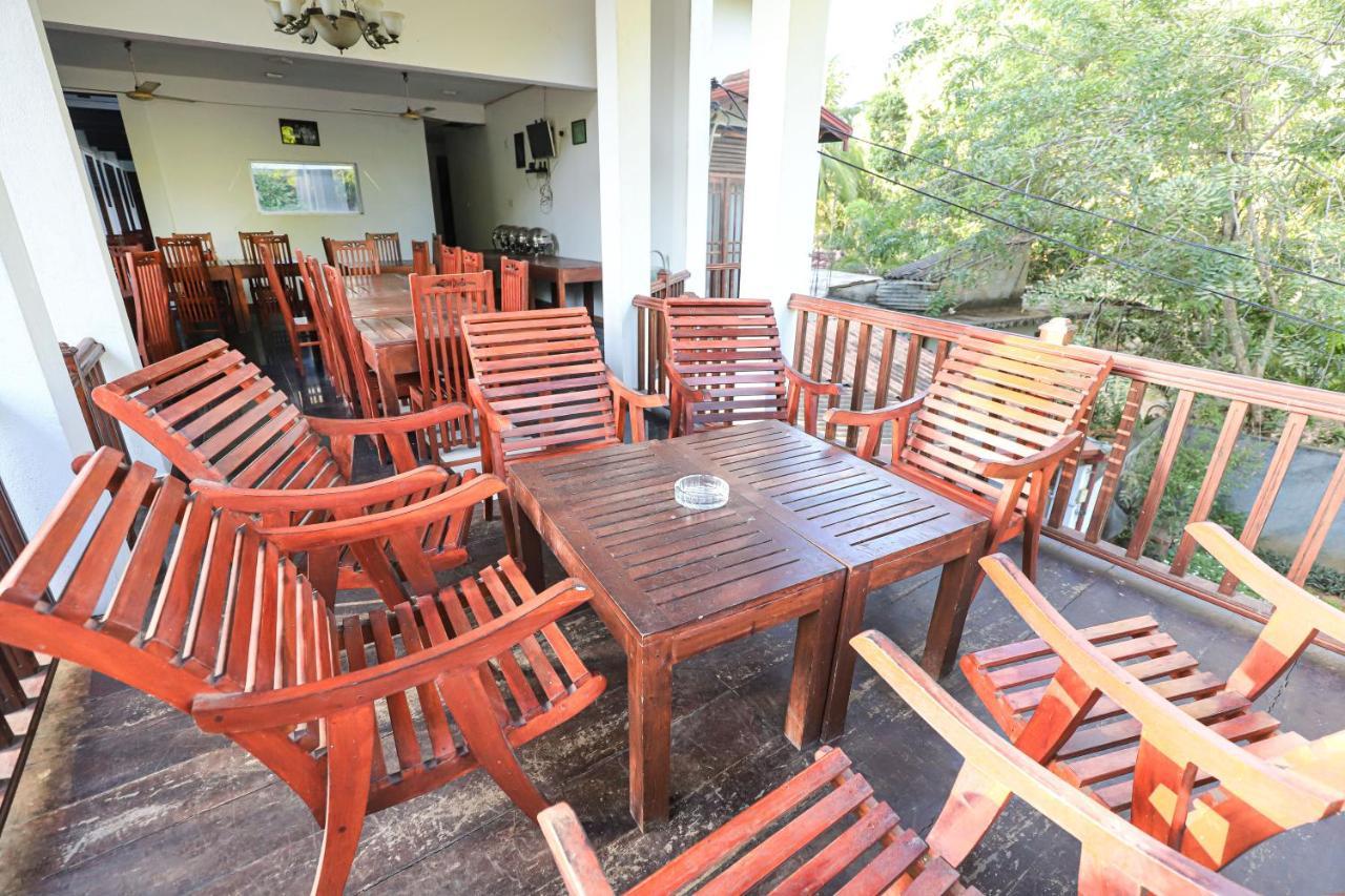 Yala Rich Lodge Tissamaharama Exterior photo